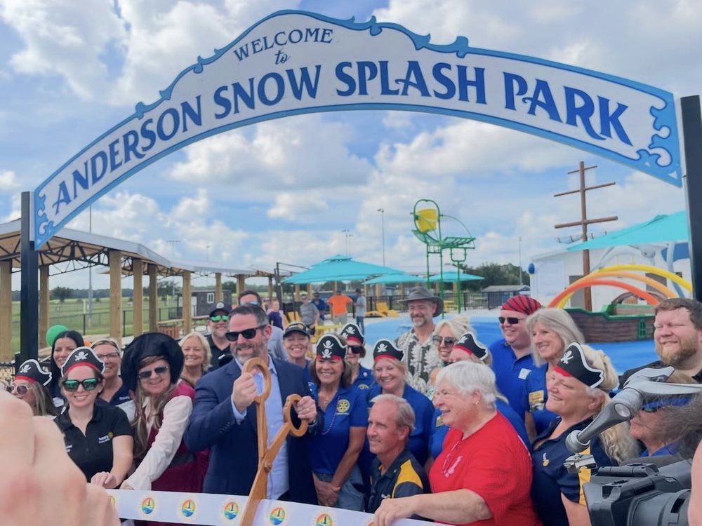 Anderson Snow Splash Park ribbon cutting